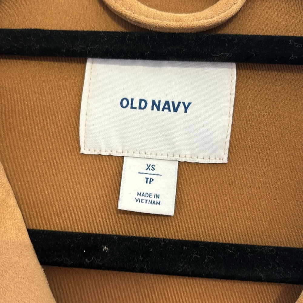 Old Navy Cropped Jacket - Picture 2 of 6
